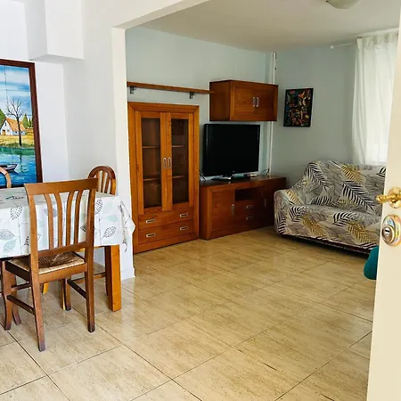 Casita Luminosa En Playa De