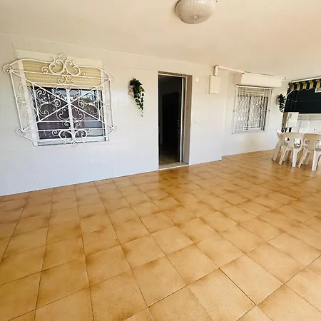 Casita Luminosa En Playa De *